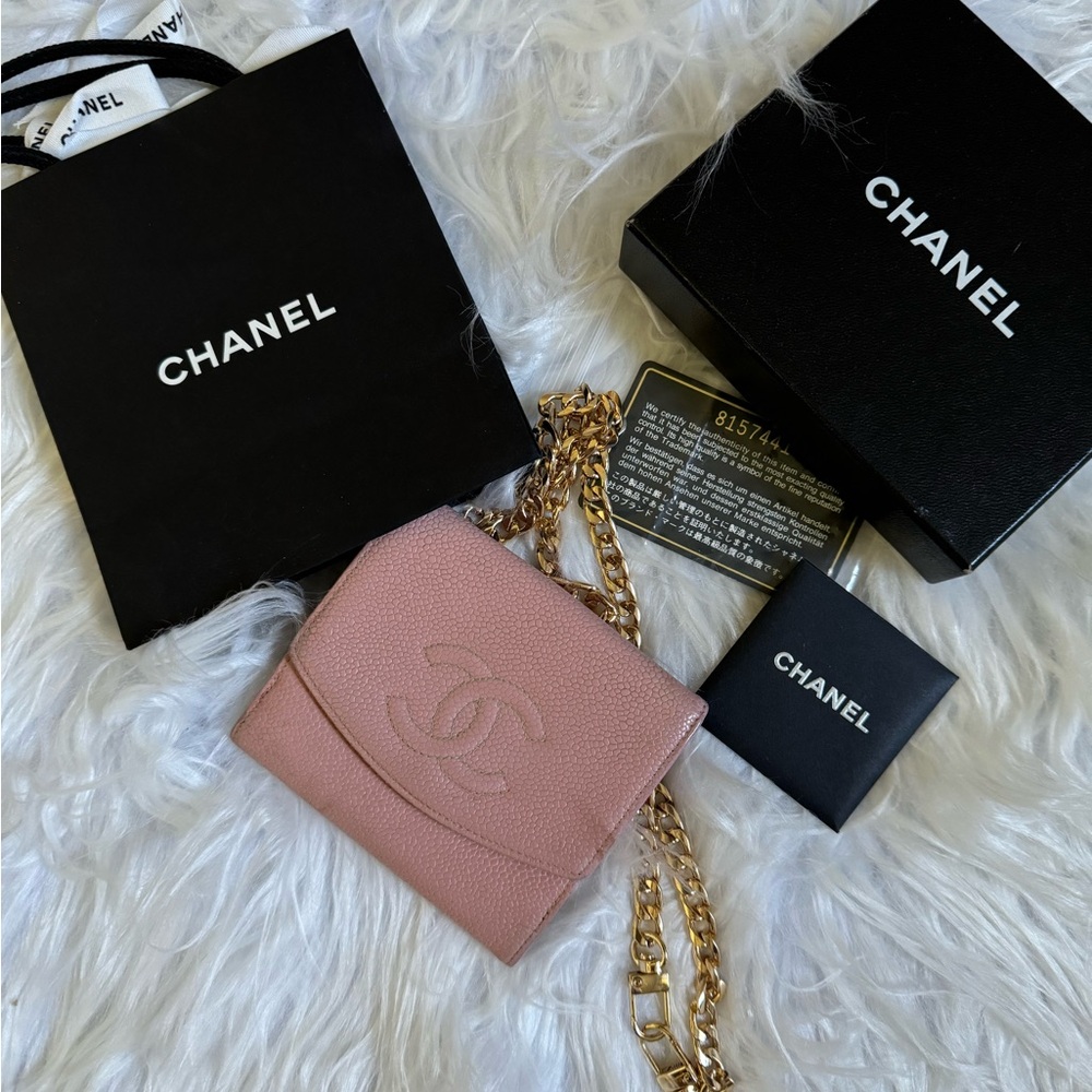 Chanel Bi-Fold Wallet Pink Caviar Skin w/Card, Box,gift bag, chain, COA Vintage